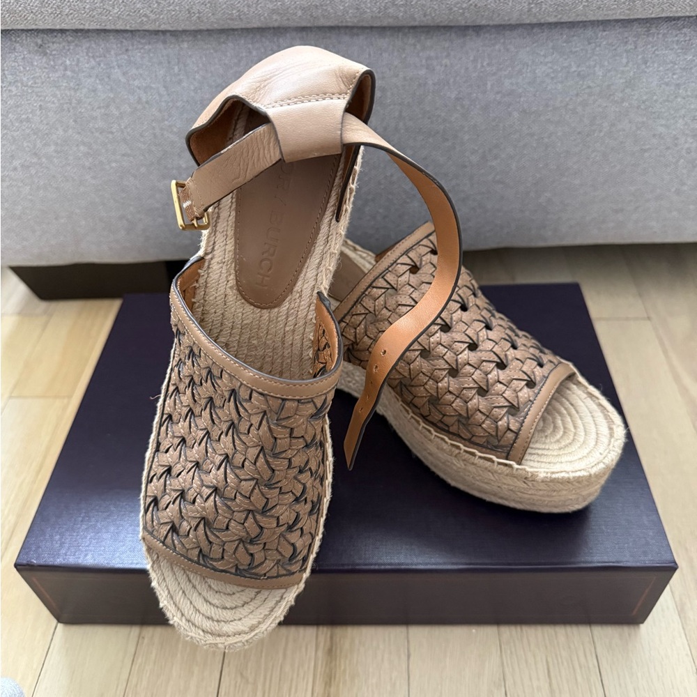 Elegant Tan Woven Women's Sandals